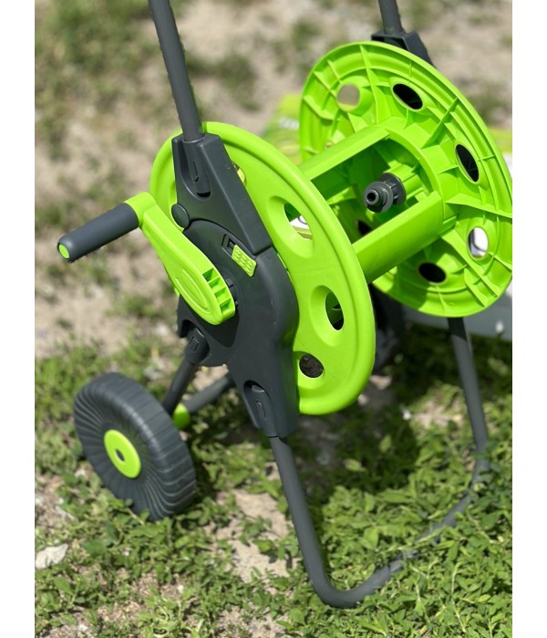 Тележка для поливочного шланга на колесах вместимостью 1/2" — 60 м, 3/4" — 30 м из ударопрочного пластика