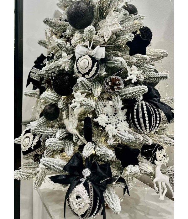 Елка искусственная литая заснеженная Violetta 180 см – магия снега и новогоднего тепла!
